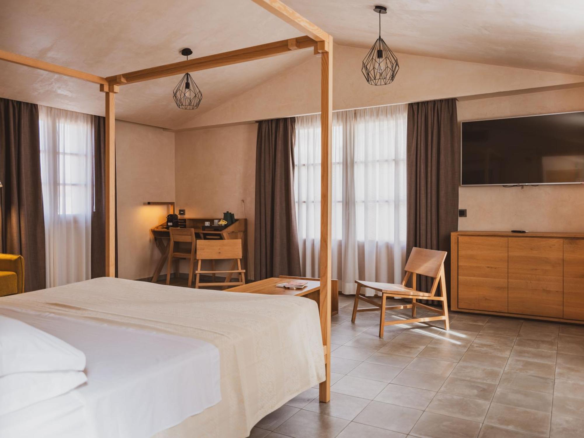 Tramas Hotel & Spa Ольбія Екстер'єр фото